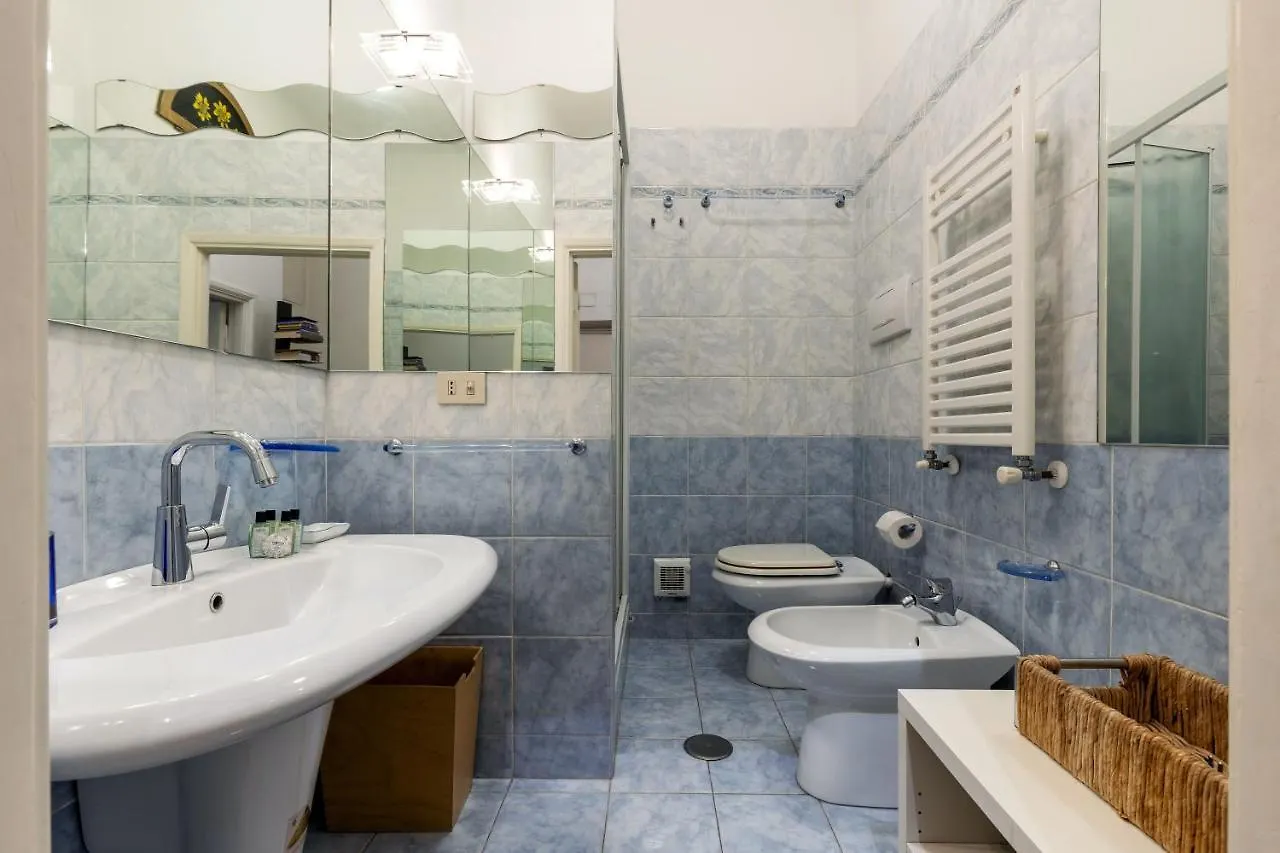 Rome As You Feel - Two-Bedroom Apartment In Monti Italy